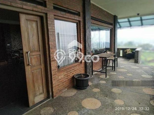 Ready to Use! Luxury House LT 631m2 Desain Modern di Ciumbuleuit Ready to Use! Luxury House LT 631m2 Desain Modern di Ciumbuleuit