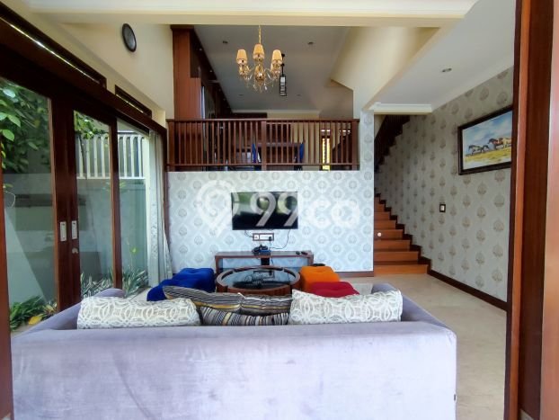 Jual Rumah Luas Elegan Dengan View Cantik di ciumbuleuit, Bandung Jual Rumah Luas Elegan Dengan View Cantik di ciumbuleuit, Bandung