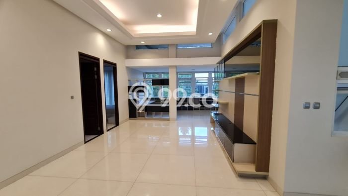 Hunian Elit LB 470m2 Siap Huni Desain Elegan di Kota Baru Parahyangan, Bandung Hunian Elit LB 470m2 Siap Huni Desain Elegan di Kota Baru Parahyangan, Bandung