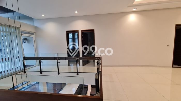 Hunian Elit LB 470m2 Siap Huni Desain Elegan di Kota Baru Parahyangan, Bandung Hunian Elit LB 470m2 Siap Huni Desain Elegan di Kota Baru Parahyangan, Bandung