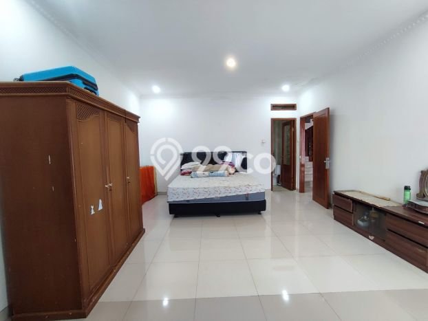 Rumah Elit LB 700m2 Siap Huni Desain Elegan di Cigadung, Bandung Rumah Elit LB 700m2 Siap Huni Desain Elegan di Cigadung, Bandung