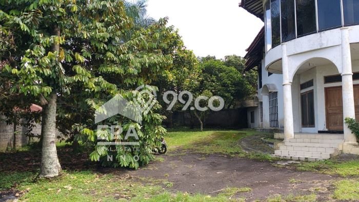 Rumah Elit Modern Tanpa Renovasi di Dago Bandung Rumah Elit Modern Tanpa Renovasi di Dago Bandung