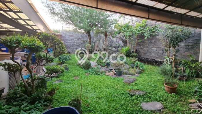 For Sale! Luxury House LT 1779m2 Desain Modern di Setiabudi For Sale! Luxury House LT 1779m2 Desain Modern di Setiabudi
