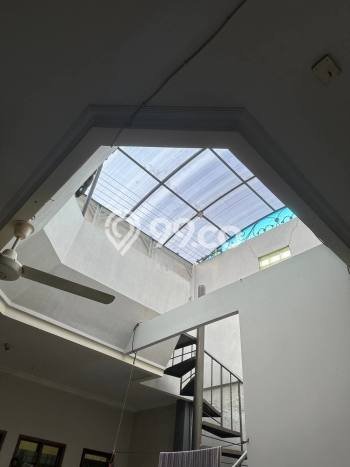Rumah Mewah LB 211m2 Siap Pakai Desain Elegan di Sarijadi, Bandung Rumah Mewah LB 211m2 Siap Pakai Desain Elegan di Sarijadi, Bandung