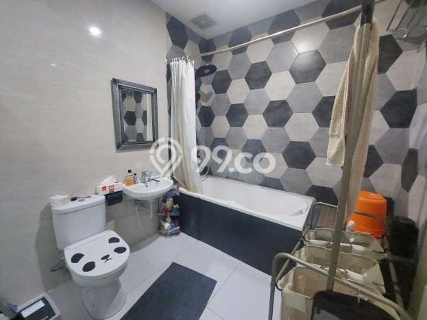 For Sale! Luxury House LT 330m2 Desain Elegan di Setiabudi For Sale! Luxury House LT 330m2 Desain Elegan di Setiabudi