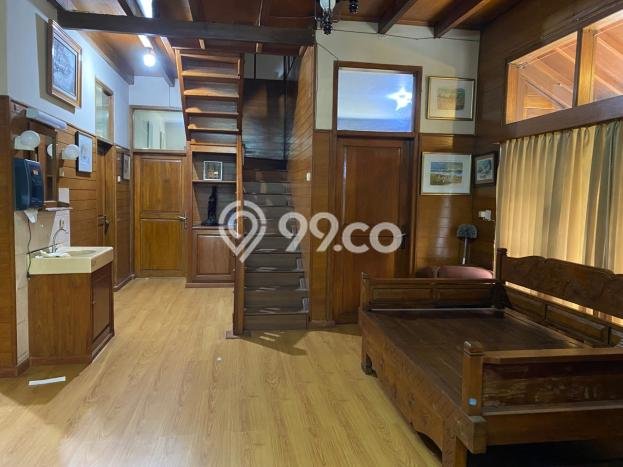 Rumah Nyaman 4 KT Luas Tanah 448m² di Bandung Utara, Bandung Rumah Nyaman 4 KT Luas Tanah 448m² di Bandung Utara, Bandung
