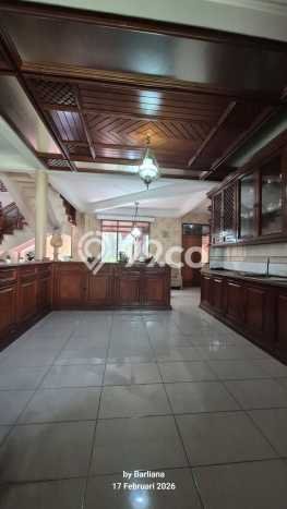 Dijual Rumah Luas Megah Dengan View Eksklusif di Tubagus Ismail, Bandung Dijual Rumah Luas Megah Dengan View Eksklusif di Tubagus Ismail, Bandung