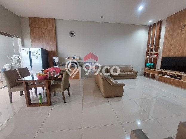 For Sale! Luxury House LT 235m2 Desain Modern di Pasteur For Sale! Luxury House LT 235m2 Desain Modern di Pasteur
