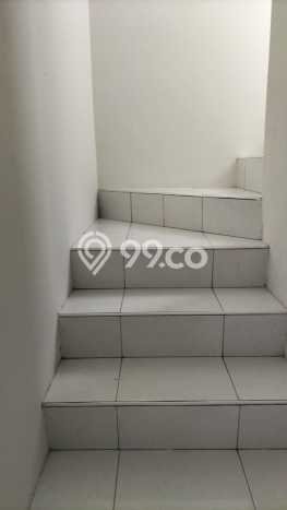 Disewakan! Rumah 3 Kamar Tidur &
2 Kamar Mandi di Kota Wisata, Bogor Disewakan! Rumah 3 Kamar Tidur &
2 Kamar Mandi di Kota Wisata, Bogor