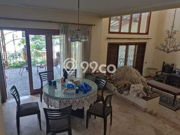 Dijual Rumah Premium dengan Fasilitas Sekitar Komplit di Cinere, Depok Dijual Rumah Premium dengan Fasilitas Sekitar Komplit di Cinere, Depok