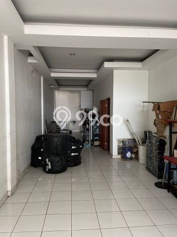 Ruko Dijual di Prime Area Jakarta Timur Luas 192m2 Ruko Dijual di Prime Area Jakarta Timur Luas 192m2