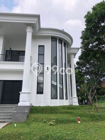 Rumah Luxury Modern Tanpa Renovasi di Sentul City Bogor Rumah Luxury Modern Tanpa Renovasi di Sentul City Bogor