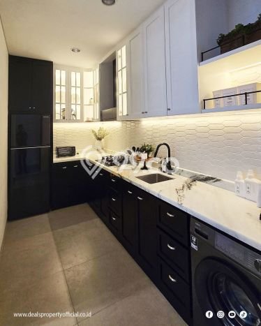 Hunian Mewah LB 231m2 Siap Pakai Desain Elegan di Sentul City, Bogor Hunian Mewah LB 231m2 Siap Pakai Desain Elegan di Sentul City, Bogor