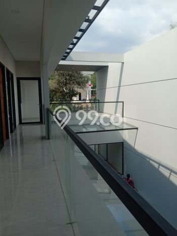 Hunian Mewah LB 620m2 Siap Pakai Desain Elegan di Sentul City, Bogor Hunian Mewah LB 620m2 Siap Pakai Desain Elegan di Sentul City, Bogor