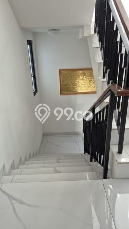 Rumah Elit Modern Tanpa Renovasi di Summarecon Bogor Bogor Rumah Elit Modern Tanpa Renovasi di Summarecon Bogor Bogor