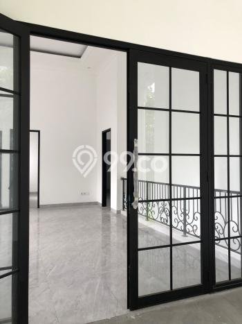 Rumah Luxury Modern Tanpa Renovasi di Sentul City Bogor Rumah Luxury Modern Tanpa Renovasi di Sentul City Bogor
