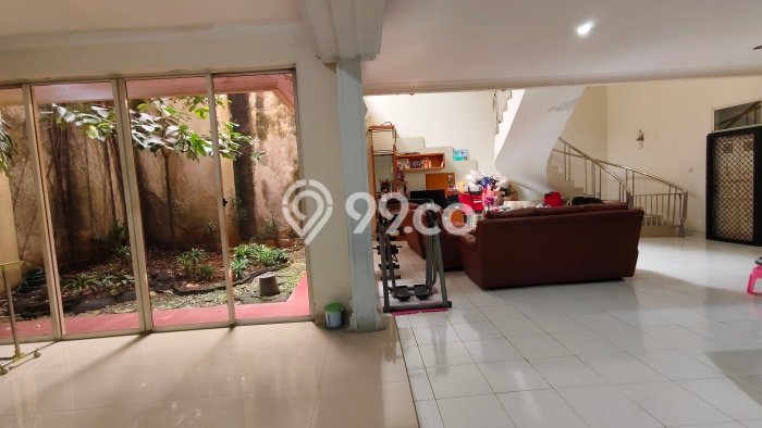 Rumah Elit Modern Siap Huni di Modernland Tangerang Rumah Elit Modern Siap Huni di Modernland Tangerang