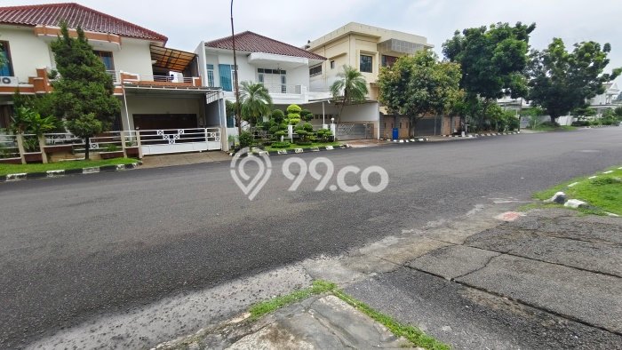 Jual Rumah Luas Megah Dengan View Eksklusif di Modernland, Tangerang Jual Rumah Luas Megah Dengan View Eksklusif di Modernland, Tangerang