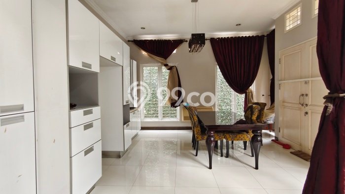 Rumah Luxury Modern Tanpa Renovasi di Modernland Tangerang Rumah Luxury Modern Tanpa Renovasi di Modernland Tangerang