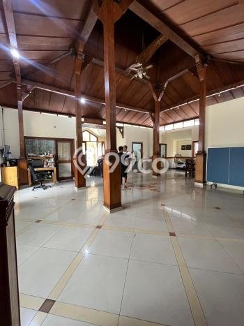 Kantor Dijual di Jakarta Timur LT 619m2 & LB 700m2 Lokasi Terbaik! Kantor Dijual di Jakarta Timur LT 619m2 & LB 700m2 Lokasi Terbaik!