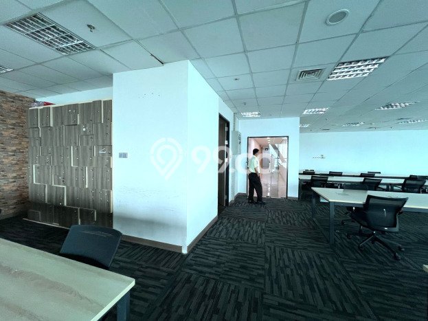 Unit Kantor Disewakan di Kuningan di Area Ramai & Strategis Unit Kantor Disewakan di Kuningan di Area Ramai & Strategis
