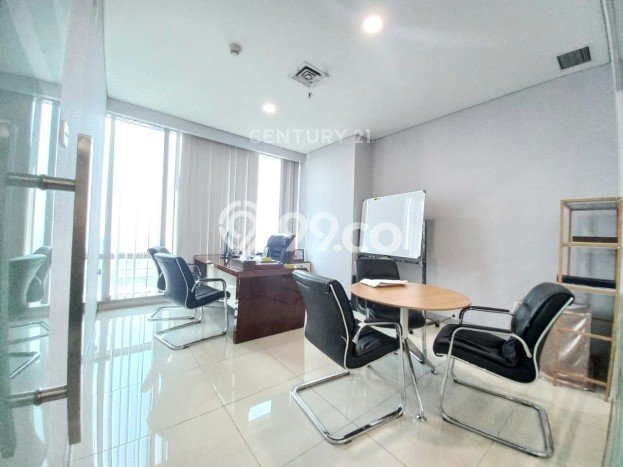 LOKASI PREMIUM! Kantor di Central Park, Luas 139m², Pusat Bisnis LOKASI PREMIUM! Kantor di Central Park, Luas 139m², Pusat Bisnis