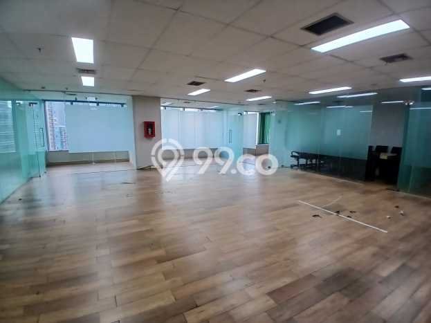 Kantor Disewa di Jakarta Selatan dengan LB 279m2 Area Komersial Ramai Kantor Disewa di Jakarta Selatan dengan LB 279m2 Area Komersial Ramai