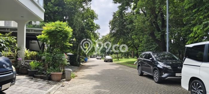 Rumah Mewah Siap Huni LT 126m2 di Kembangan, Jakarta Barat Rumah Mewah Siap Huni LT 126m2 di Kembangan, Jakarta Barat