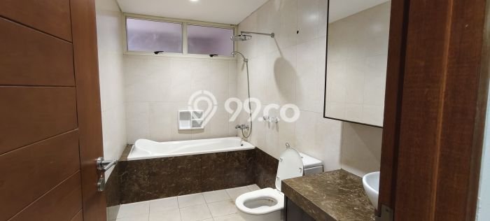 Rumah Mewah Siap Huni LT 126m2 di Kembangan, Jakarta Barat Rumah Mewah Siap Huni LT 126m2 di Kembangan, Jakarta Barat