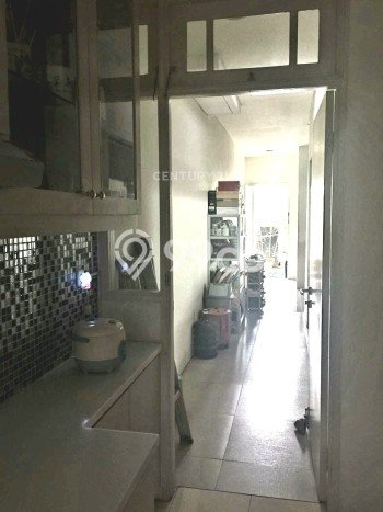 Jual Rumah Luas Elegan Dengan View Cantik di Intercon, Jakarta Barat Jual Rumah Luas Elegan Dengan View Cantik di Intercon, Jakarta Barat