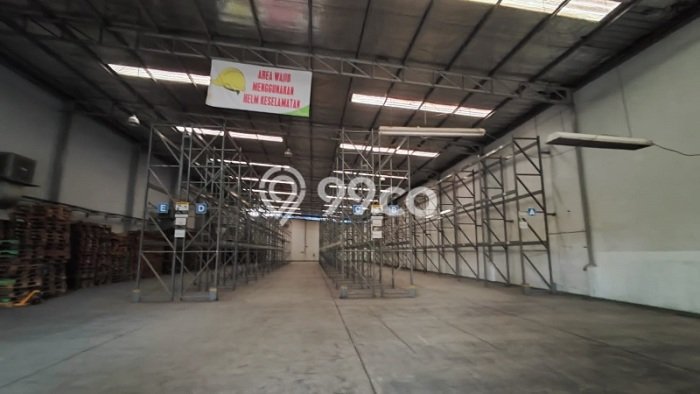 Lokasi Strategis! Dijual Gudang Bisnis di Gunung Sindur, Bogor Kondisi Baik Lokasi Strategis! Dijual Gudang Bisnis di Gunung Sindur, Bogor Kondisi Baik