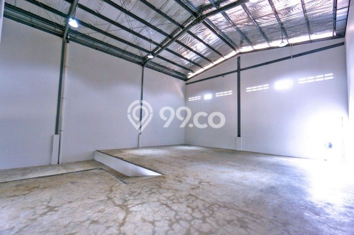Gudang Dijual di Bogor LT 360m2 & LB 308m2 Lokasi Terbaik! Gudang Dijual di Bogor LT 360m2 & LB 308m2 Lokasi Terbaik!