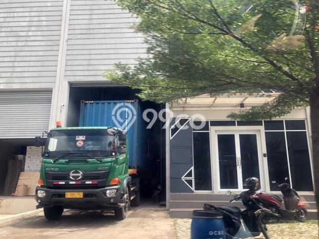 Jual Gudang Kawasan Cibubur, Luas 308m², Kawasan Bisnis, Jalur Strategis Jual Gudang Kawasan Cibubur, Luas 308m², Kawasan Bisnis, Jalur Strategis
