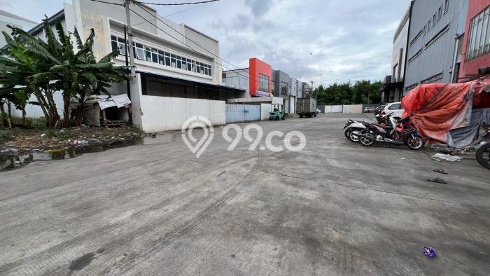 Tanah Dijual Area Strategis di Daan Mogot Jakarta Barat 2140m2 Tanah Dijual Area Strategis di Daan Mogot Jakarta Barat 2140m2