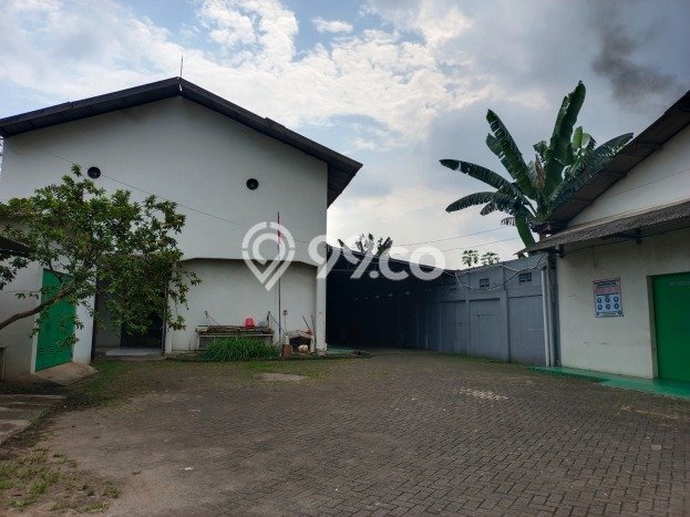 Unit Pabrik Dijual di Tangerang Tangerang Luas Tanah 2350m2, Luas Bangunan 1500m2 Unit Pabrik Dijual di Tangerang Tangerang Luas Tanah 2350m2, Luas Bangunan 1500m2