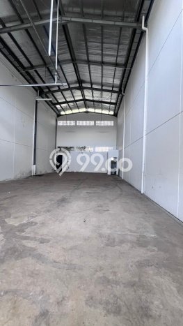 Gudang Dijual Lokasi Stratagis di BSD Tangerang Selatan Cocok untuk Bisnis Gudang Dijual Lokasi Stratagis di BSD Tangerang Selatan Cocok untuk Bisnis