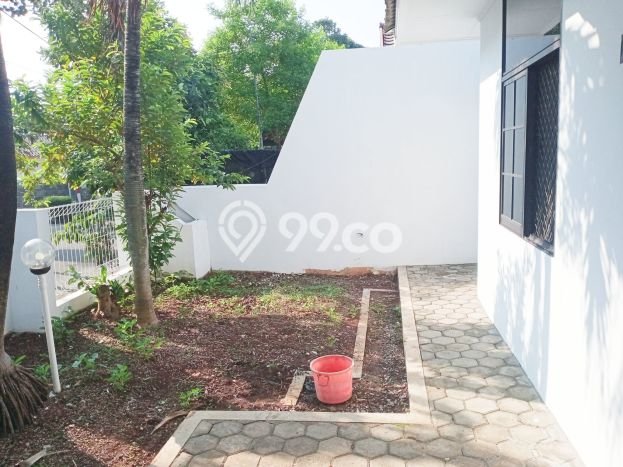 Rumah sewa siap pakai 3 Kamar Tidur di Tanjung Barat, Jakarta Selatan Rumah sewa siap pakai 3 Kamar Tidur di Tanjung Barat, Jakarta Selatan