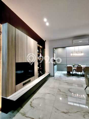 Hunian Mewah Dijual LT 126m2 di Pancoran, Jakarta Selatan Hunian Mewah Dijual LT 126m2 di Pancoran, Jakarta Selatan
