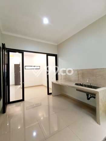 Rumah Elit LB 195m2 Siap Huni Desain Elegan di Rawamangun, Jakarta Timur Rumah Elit LB 195m2 Siap Huni Desain Elegan di Rawamangun, Jakarta Timur