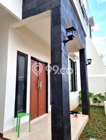 Rumah Mewah LB 250m2 Siap Huni Desain Elegan di Kalibata, Jakarta Selatan Rumah Mewah LB 250m2 Siap Huni Desain Elegan di Kalibata, Jakarta Selatan