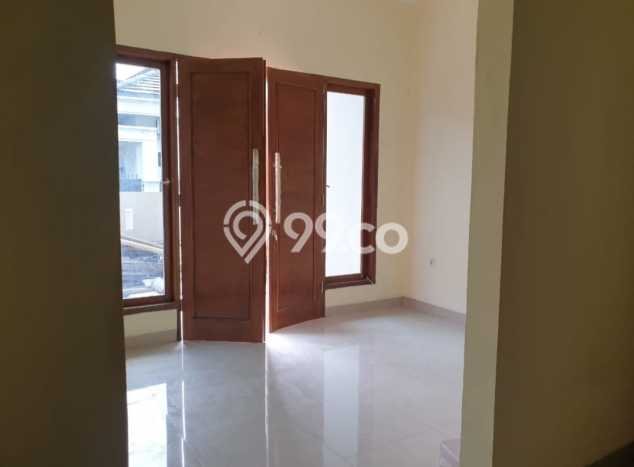 Rumah Luxury Modern Siap Huni di Rawamangun Jakarta Timur Rumah Luxury Modern Siap Huni di Rawamangun Jakarta Timur