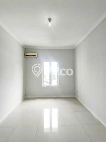 Ready to Use! Premium House LT 208m2 Desain Modern di Pondok Kelapa Ready to Use! Premium House LT 208m2 Desain Modern di Pondok Kelapa