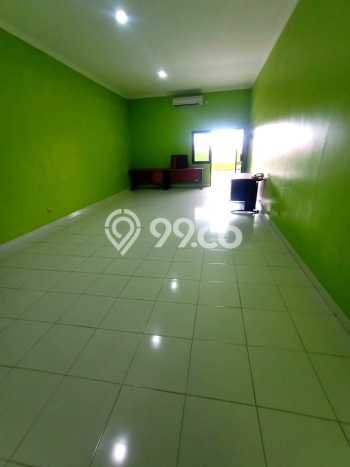 Ruko Dijual di Prime Area Jakarta Timur Luas 231m2 Ruko Dijual di Prime Area Jakarta Timur Luas 231m2