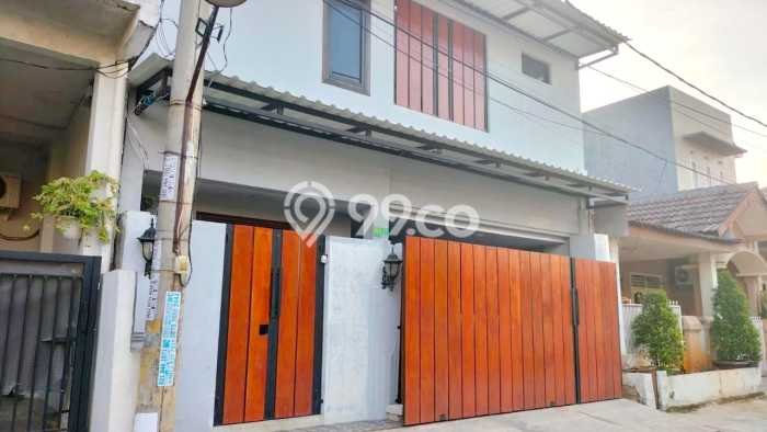 For Sale Hunian Rumah Terawat 4 Kamar di Jatikramat, Bekasi For Sale Hunian Rumah Terawat 4 Kamar di Jatikramat, Bekasi