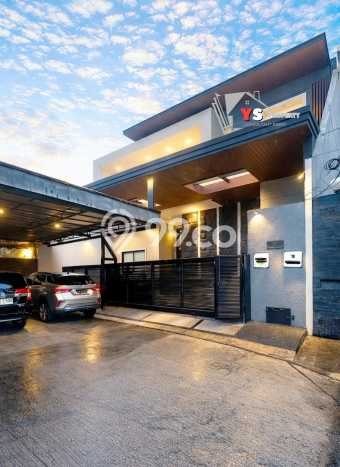 Rumah Elit Modern Tanpa Renovasi di Gunung Sahari Jakarta Pusat Rumah Elit Modern Tanpa Renovasi di Gunung Sahari Jakarta Pusat