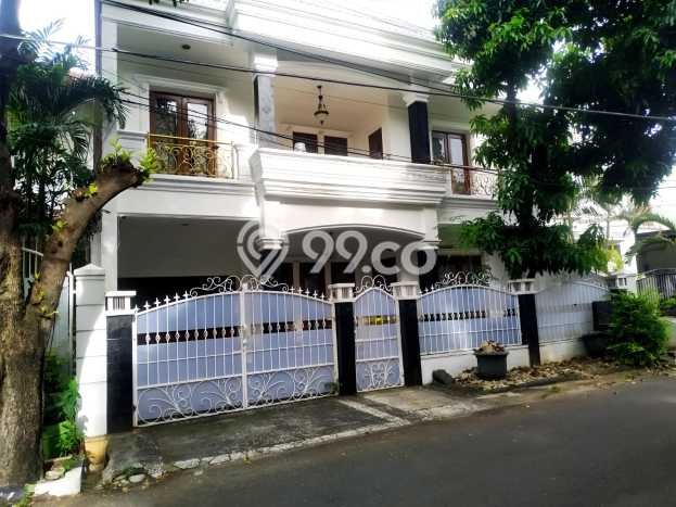Dijual Rumah Mewah Elegan Dengan View Eksklusif di Rawamangun, Jakarta Timur Dijual Rumah Mewah Elegan Dengan View Eksklusif di Rawamangun, Jakarta Timur
