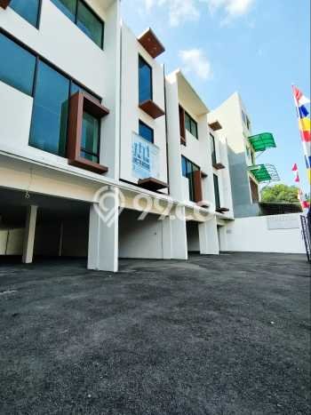 Unit Kantor Strategis di Jatinegara, Jakarta Timur Potensi Cuan Besar Unit Kantor Strategis di Jatinegara, Jakarta Timur Potensi Cuan Besar