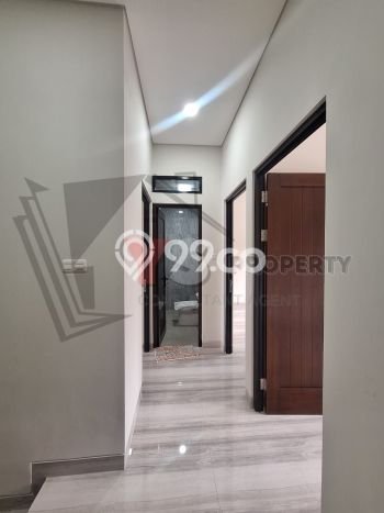 Rumah Luxury Modern Tanpa Renovasi di Pondok Kelapa Jakarta Timur Rumah Luxury Modern Tanpa Renovasi di Pondok Kelapa Jakarta Timur