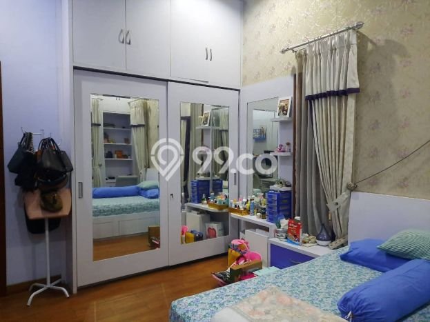 Rumah Elit Modern Tanpa Renovasi di Rawamangun Jakarta Timur Rumah Elit Modern Tanpa Renovasi di Rawamangun Jakarta Timur