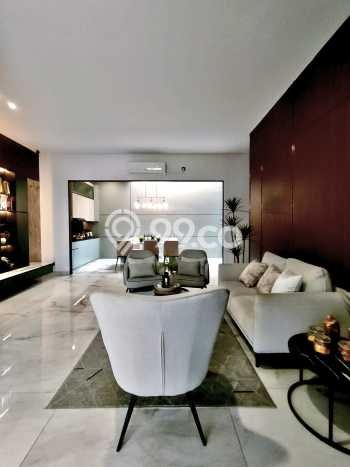 Hunian Mewah Dijual LT 126m2 di Pancoran, Jakarta Selatan Hunian Mewah Dijual LT 126m2 di Pancoran, Jakarta Selatan